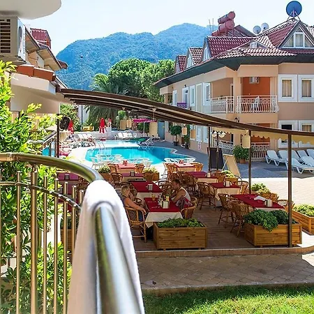 Maricya Apart Aparthotel İçmeler